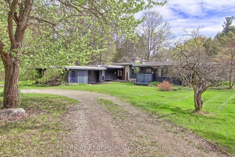 Photo 2 at 115 Valley Road, Kleinburg, Vaughan