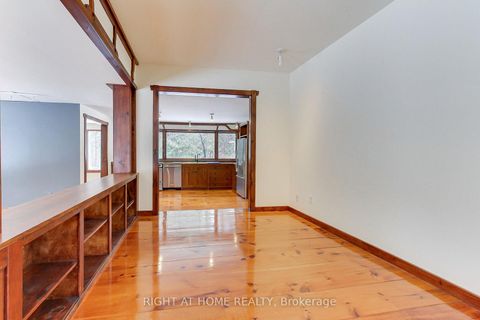 Photo 8 at 115 Valley Road, Kleinburg, Vaughan