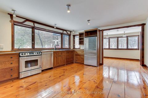 Photo 17 at 115 Valley Road, Kleinburg, Vaughan