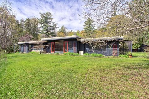 Photo 40 at 115 Valley Road, Kleinburg, Vaughan