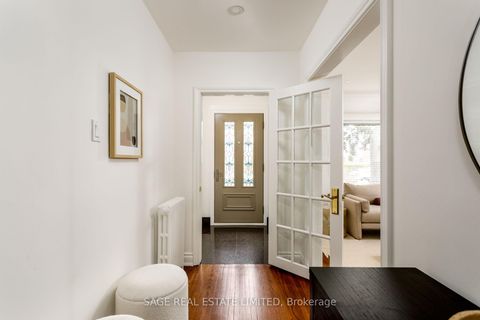 Photo 2 at 25 Cliveden Avenue, Queensway, Toronto