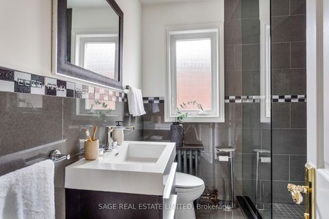 Photo 39 at 25 Cliveden Avenue, Queensway, Toronto