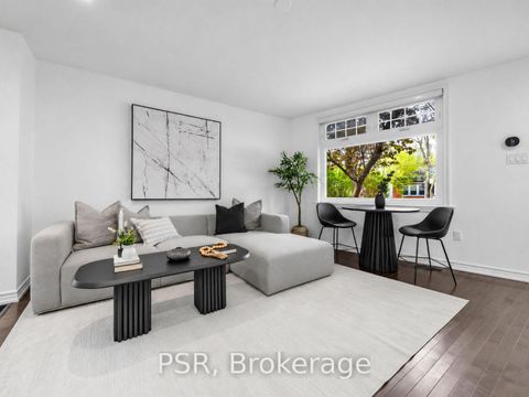 Photo 2 at 562 Arlington Avenue, Cedarvale, Toronto