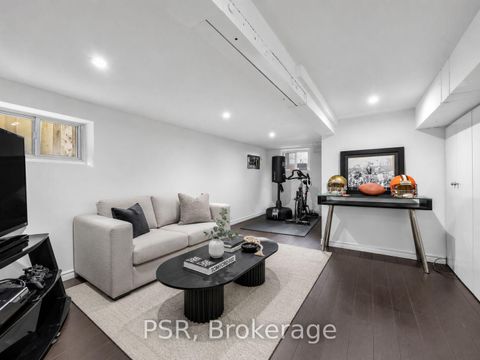 Photo 11 at 562 Arlington Avenue, Cedarvale, Toronto
