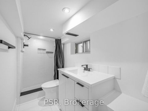 Photo 13 at 562 Arlington Avenue, Cedarvale, Toronto