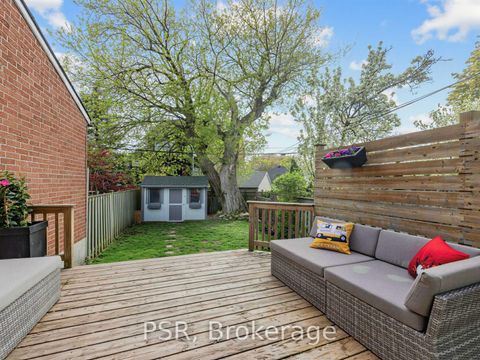Photo 18 at 562 Arlington Avenue, Cedarvale, Toronto