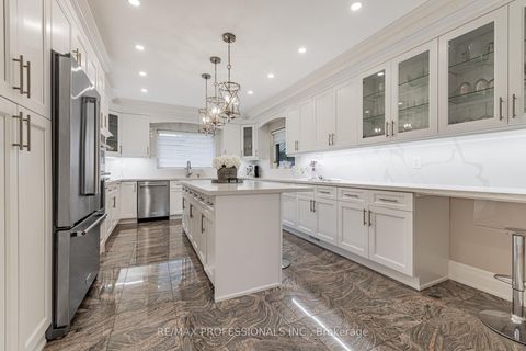 Photo 8 at 182 Gracefield Avenue, Rustic, Toronto