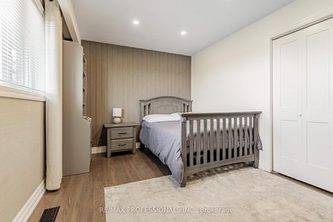 Photo 19 at 182 Gracefield Avenue, Rustic, Toronto
