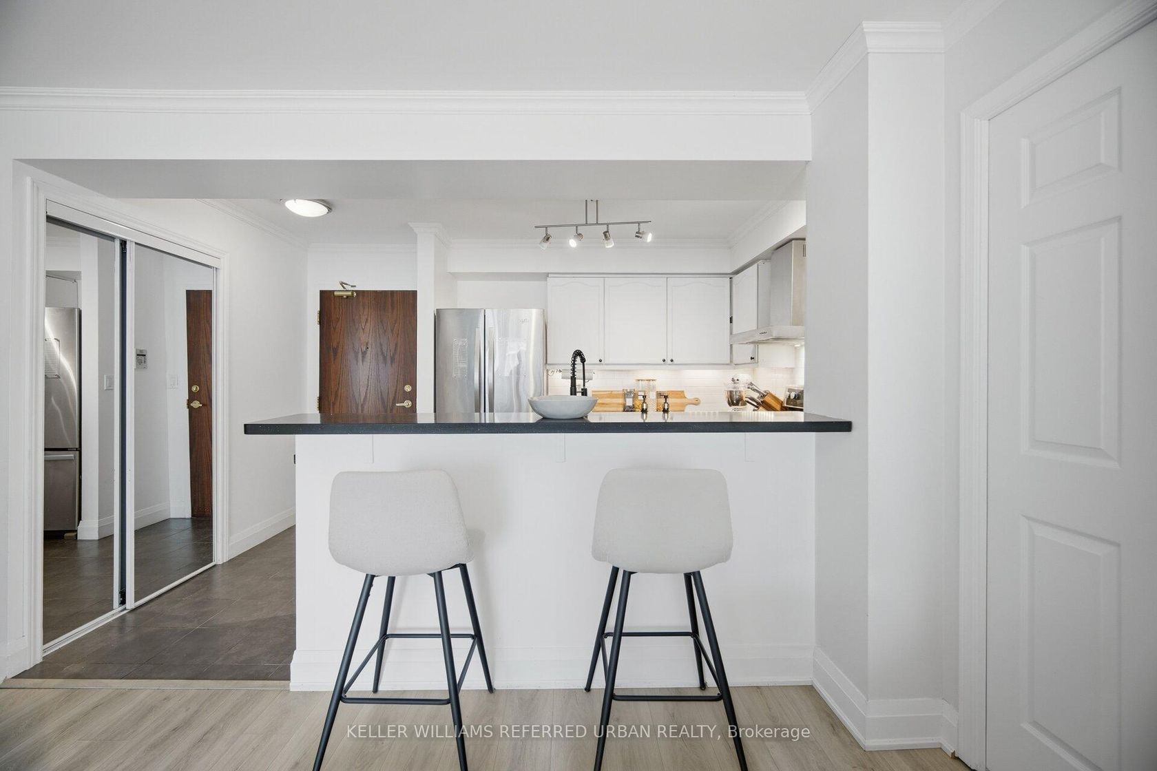 707 - 190 Manitoba Street, Mimico, Toronto 