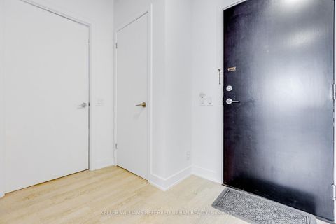 Photo 5 at 208 - 2 Gladstone Avenue, Little Portugal, Toronto