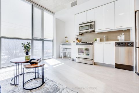 Photo 16 at 208 - 2 Gladstone Avenue, Little Portugal, Toronto