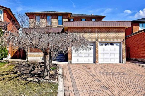 Photo 1 at 45 Royal Garden Boulevard, East Woodbridge, Vaughan