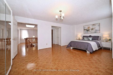 Photo 27 at 45 Royal Garden Boulevard, East Woodbridge, Vaughan