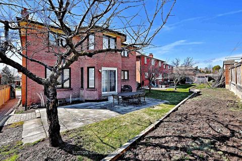 Photo 37 at 45 Royal Garden Boulevard, East Woodbridge, Vaughan