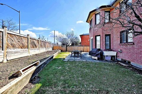 Photo 38 at 45 Royal Garden Boulevard, East Woodbridge, Vaughan