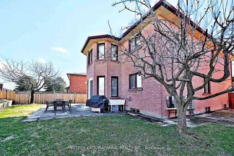 Photo 39 at 45 Royal Garden Boulevard, East Woodbridge, Vaughan