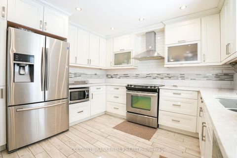 Photo 3 at 65 Summerset Drive, Ardagh, Barrie