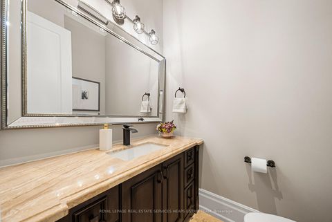 Photo 18 at 2 Braecrest Avenue, Humber Heights, Toronto