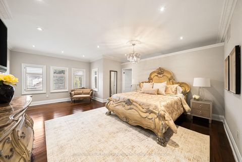 Photo 27 at 2 Braecrest Avenue, Humber Heights, Toronto
