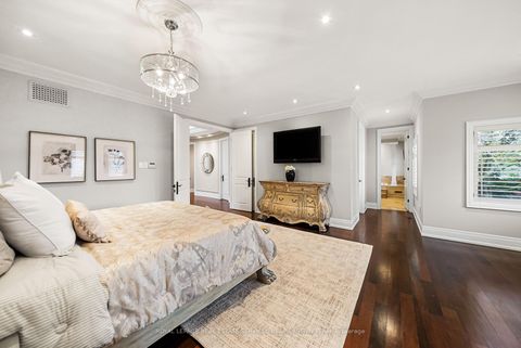 Photo 29 at 2 Braecrest Avenue, Humber Heights, Toronto