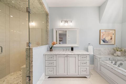 Photo 34 at 2 Braecrest Avenue, Humber Heights, Toronto