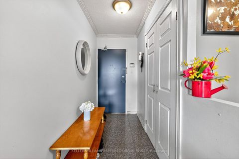 Photo 2 at 401 - 1881 Jane Street, Rustic, Toronto