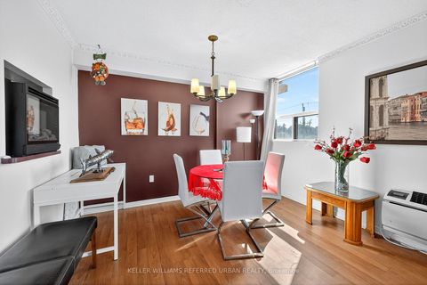 Photo 11 at 401 - 1881 Jane Street, Rustic, Toronto