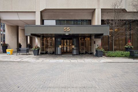 Photo 4 at 1418 - 55 Harbour Square, Waterfront Communities C1, Toronto