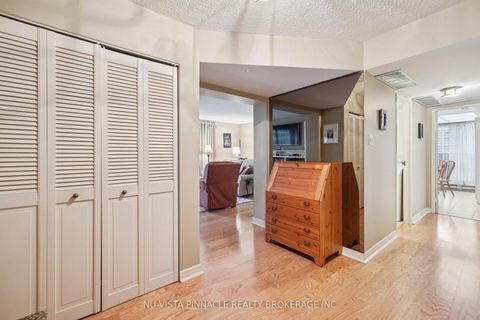 Photo 8 at 1418 - 55 Harbour Square, Waterfront Communities C1, Toronto