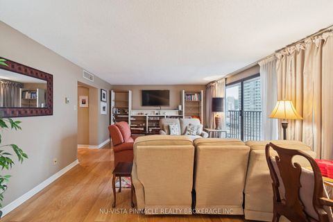 Photo 11 at 1418 - 55 Harbour Square, Waterfront Communities C1, Toronto