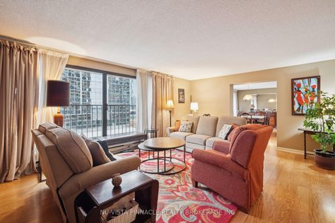 Photo 13 at 1418 - 55 Harbour Square, Waterfront Communities C1, Toronto