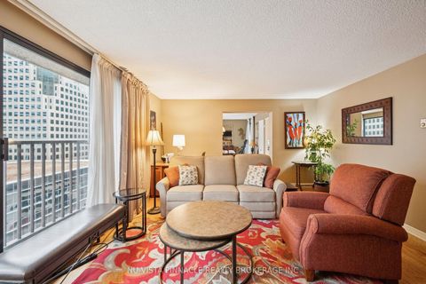 Photo 14 at 1418 - 55 Harbour Square, Waterfront Communities C1, Toronto