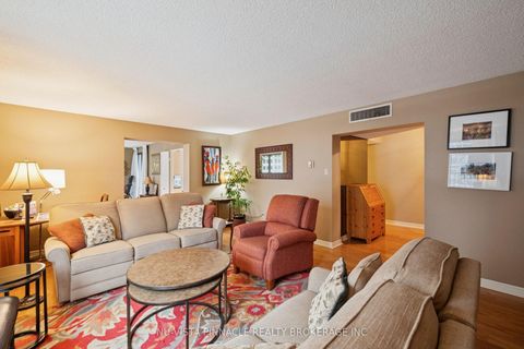 Photo 15 at 1418 - 55 Harbour Square, Waterfront Communities C1, Toronto