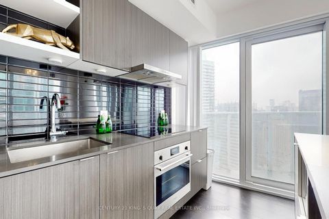 Photo 18 at 4204 - 88 Harbour Street, Waterfront Communities C1, Toronto