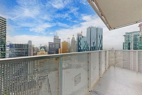 Photo 31 at 4204 - 88 Harbour Street, Waterfront Communities C1, Toronto