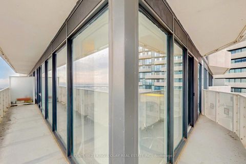 Photo 34 at 4204 - 88 Harbour Street, Waterfront Communities C1, Toronto
