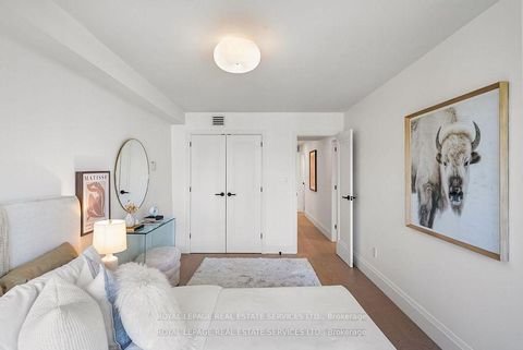 Photo 25 at 402 - 349 St Clair Avenue W, Casa Loma, Toronto
