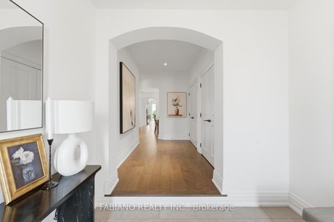 Photo 4 at 127 Via Toscana, Vellore Village, Vaughan