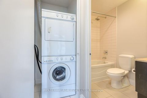 Photo 11 at 401 - 83 Redpath Avenue, Mount Pleasant West, Toronto