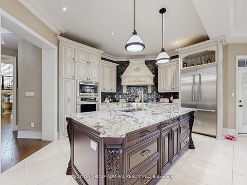 Photo 10 at 109 Farrell Road, Patterson, Vaughan