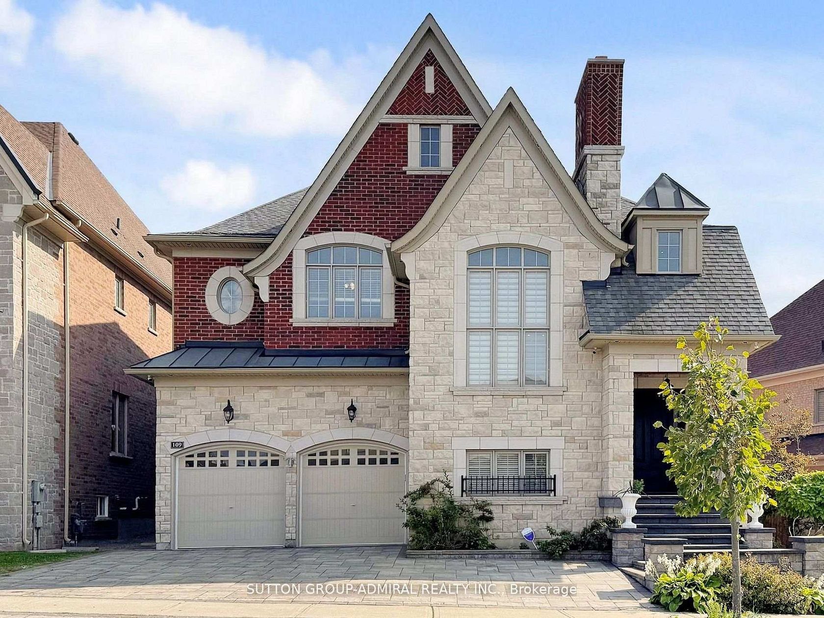 109 Farrell Road, Patterson, Vaughan photo number 2