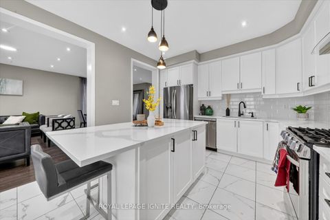 Photo 6 at 2835 Foxden Square, Rural Pickering, Pickering
