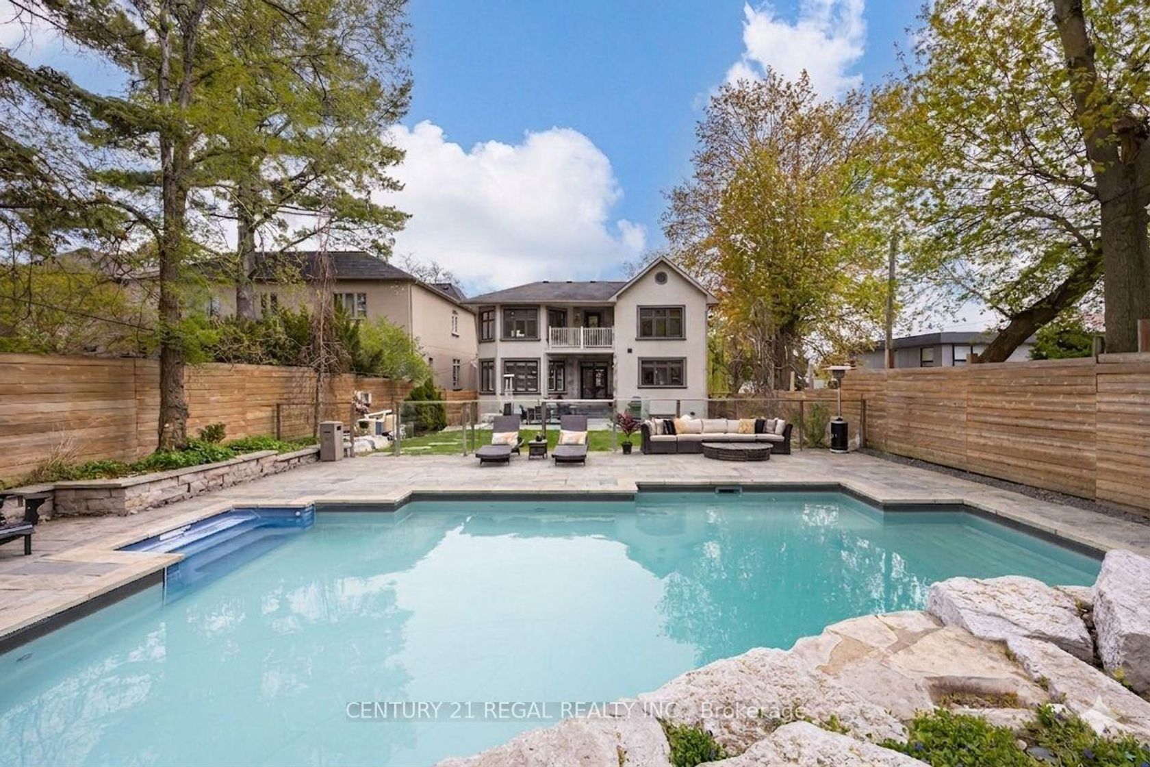 38 Mattice Road, City Centre West, Toronto 