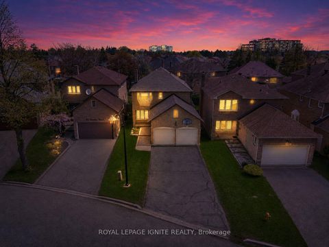 Photo 1 at 23 Shallice Court, Rouge E11, Toronto