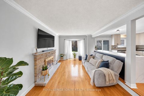 Photo 10 at 23 Shallice Court, Rouge E11, Toronto