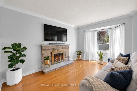 Photo 12 at 23 Shallice Court, Rouge E11, Toronto