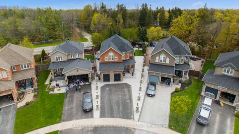 Photo 1 at 46 Balmoral Place, Shore, Barrie