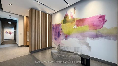 Photo 3 at 913 - 388 Richmond Street W, Waterfront Communities C1, Toronto
