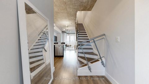 Photo 25 at 913 - 388 Richmond Street W, Waterfront Communities C1, Toronto