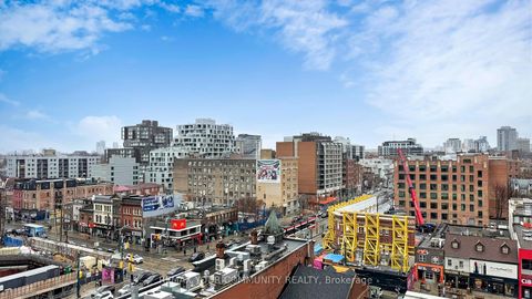 Photo 42 at 913 - 388 Richmond Street W, Waterfront Communities C1, Toronto